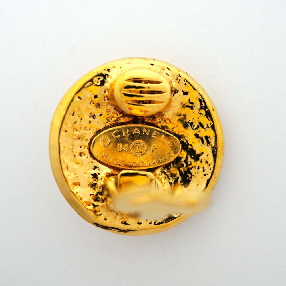 CHANEL Gold Logo Earrings - Picture 4 of 8